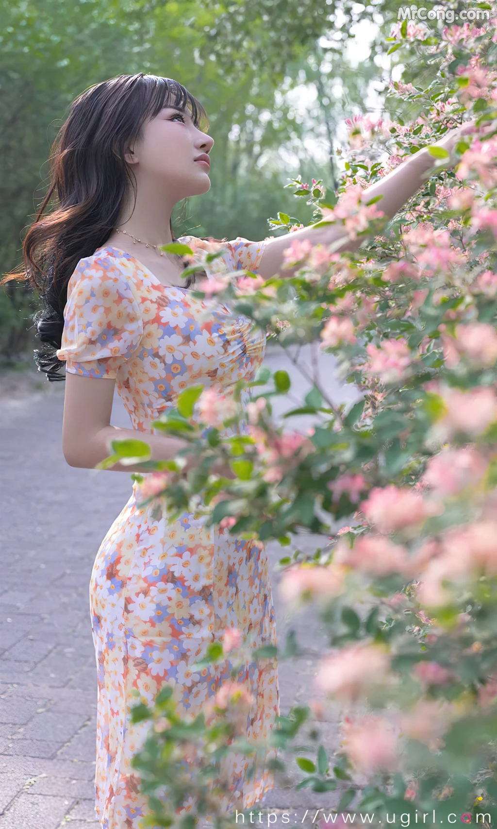 UGIRLS – Ai You Wu App No.2331: 西门小玉 (35 photos)