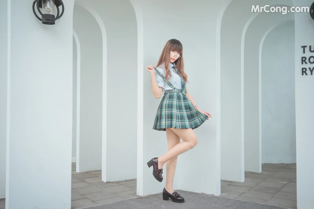Coser@Money冷冷 No.009: JK (17 photos)