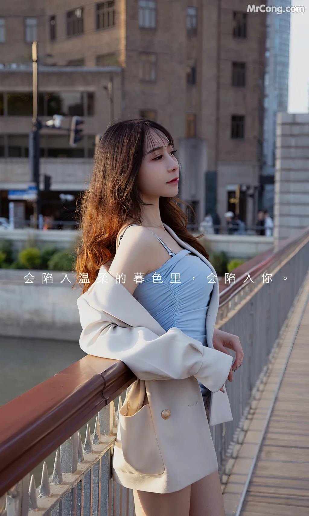 UGIRLS – Ai You Wu App No.2333: 水水 (35 photos)