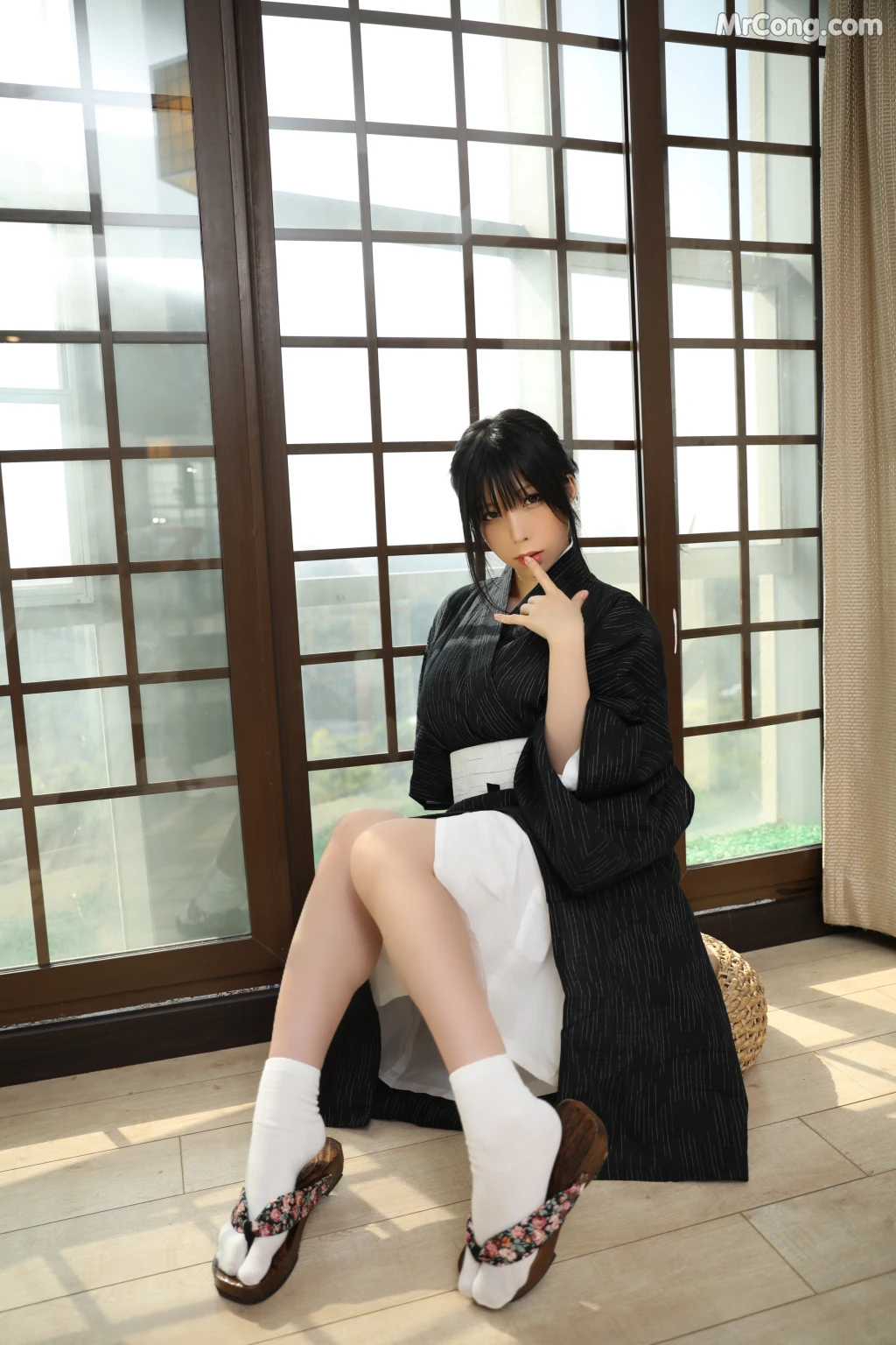 Coser@Kano Nozomi (鹿野希) Vol.21: 未亡人i 写真 (141 photos)