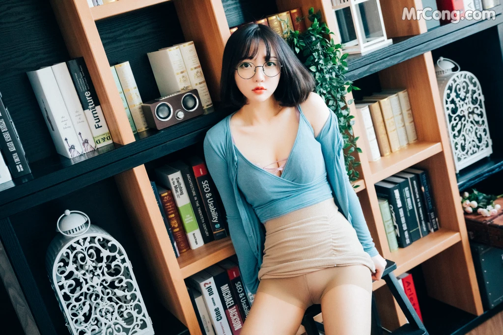 [Loozy] Son Ye-Eun (손예은): Librarian Girl (84 photos + 2 videos) – Page 7