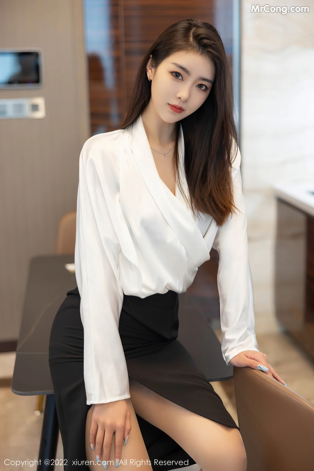 XIUREN No.4869: Ke Le Vicky (可樂Vicky) (71 photos) – Page 2