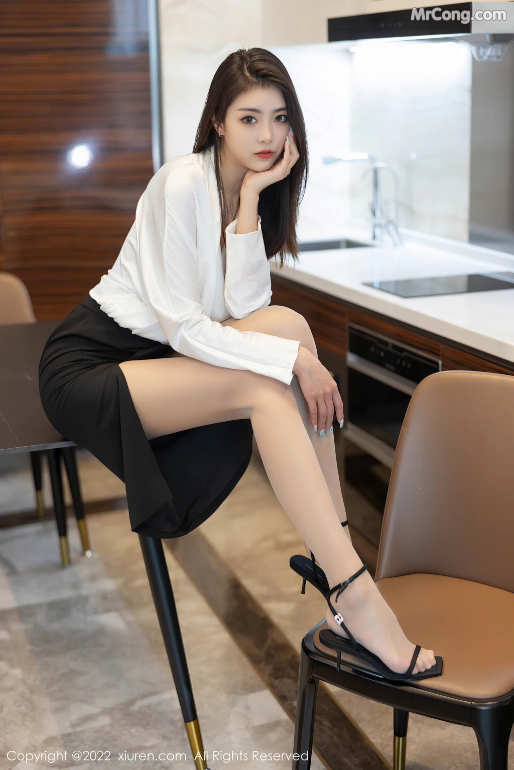 XIUREN No.4869: Ke Le Vicky (可樂Vicky) (71 photos) – Page 3