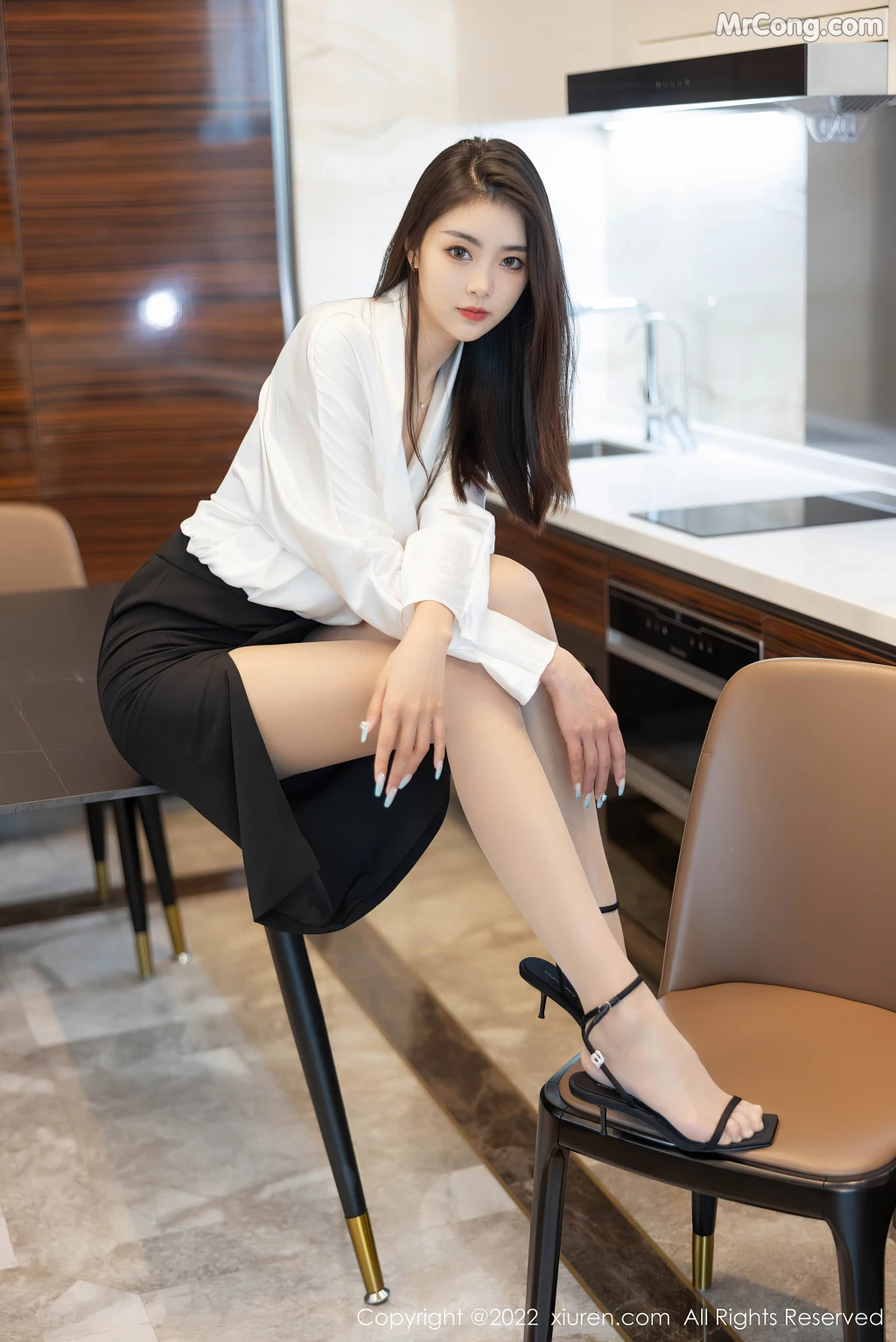 XIUREN No.4869: Ke Le Vicky (可樂Vicky) (71 photos) – Page 4