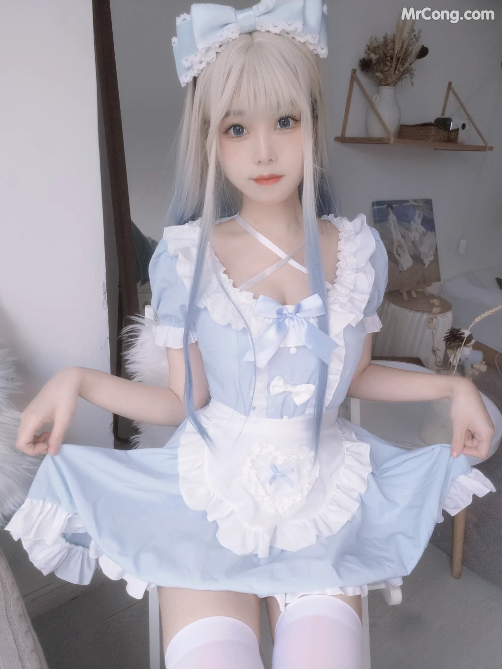 Coser@蜜汁猫裘 Vol.085: 蓝女仆 (27 photos + 2 videos)