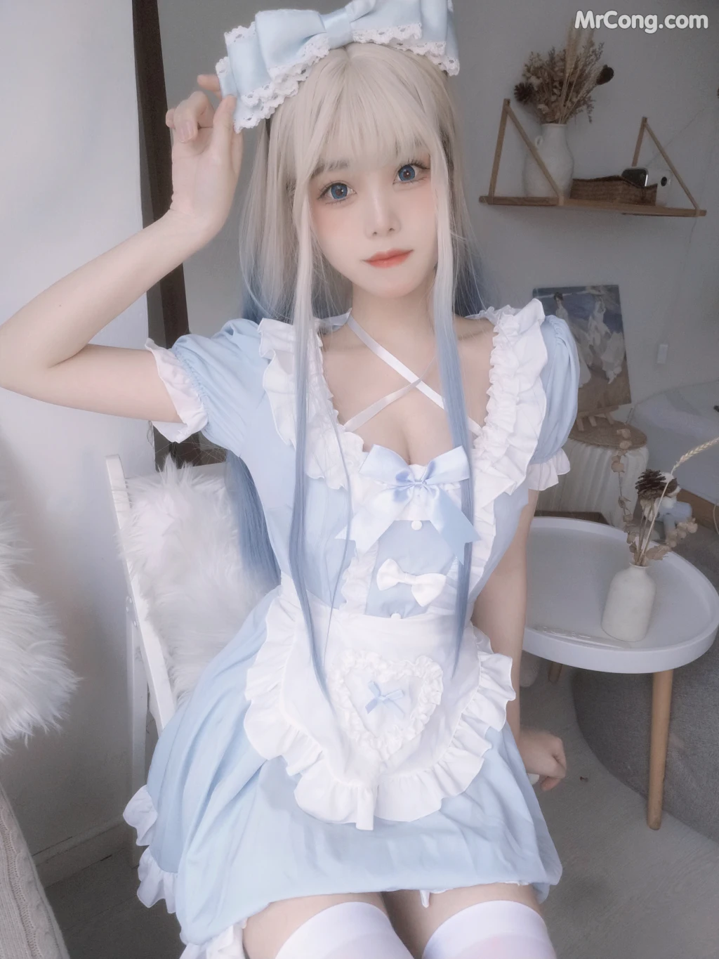 Coser@蜜汁猫裘 Vol.085: 蓝女仆 (27 photos + 2 videos) – Page 2