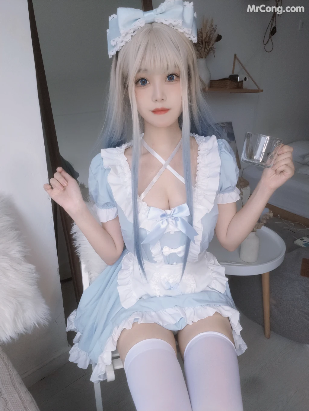 Coser@蜜汁猫裘 Vol.085: 蓝女仆 (27 photos + 2 videos) – Page 3