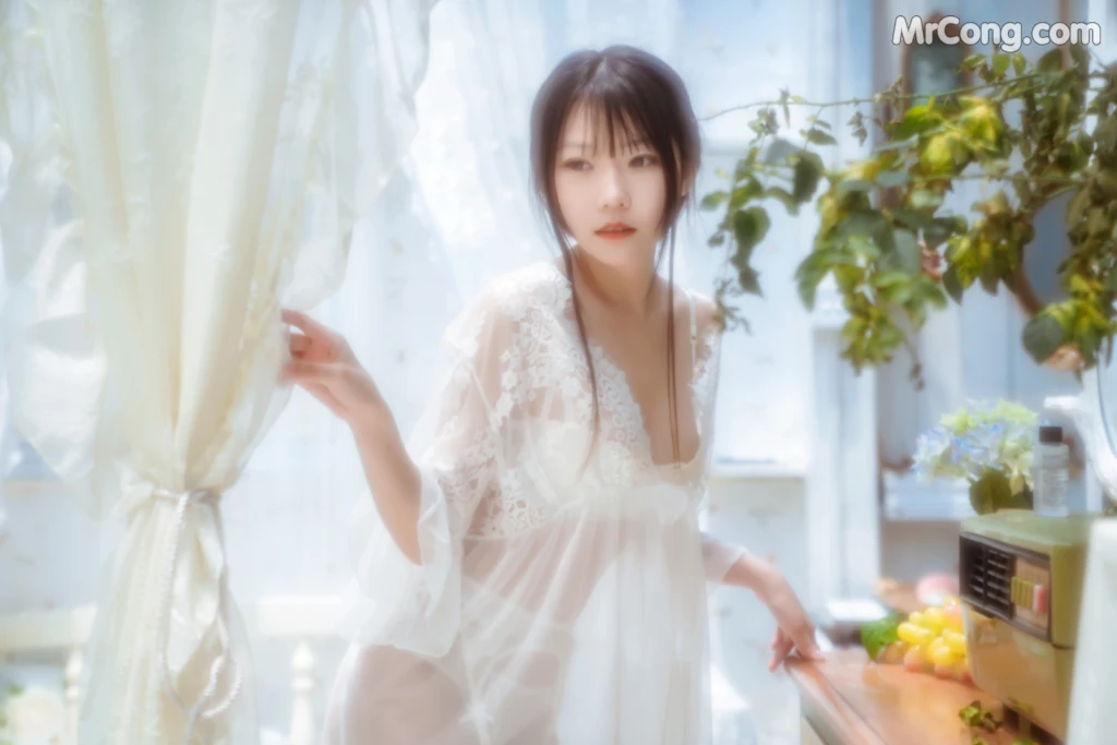 Coser@香草喵露露 No.005: 玻璃房少女 (76 photos)