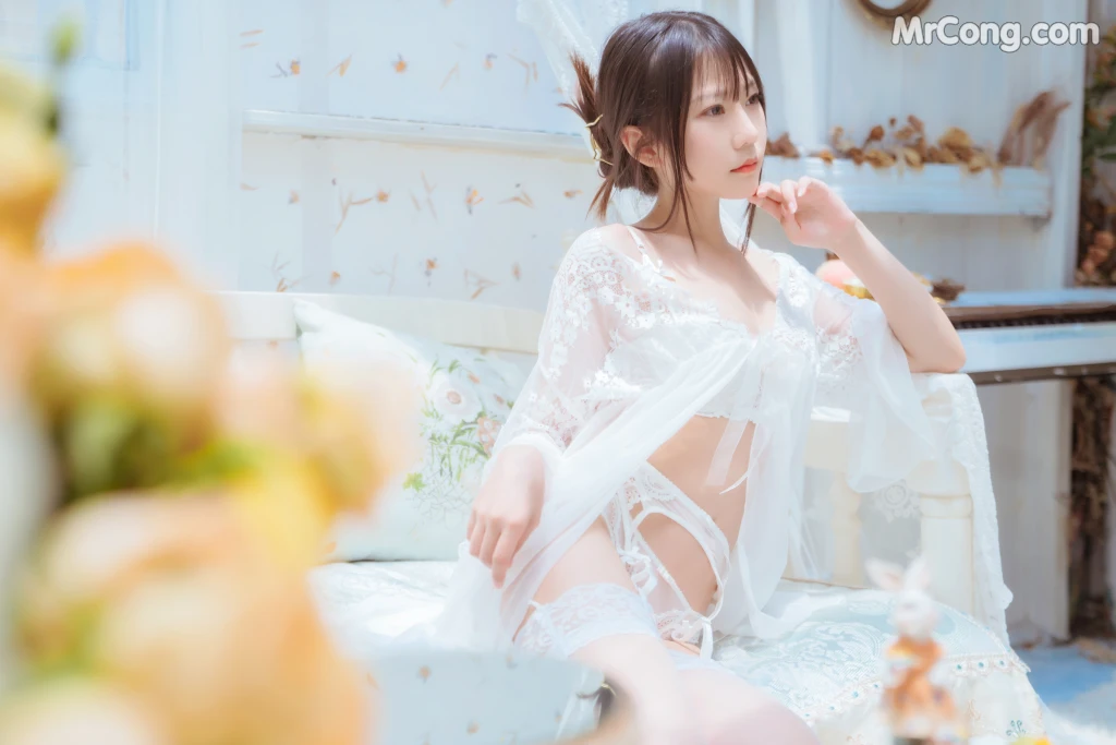 Coser@香草喵露露 No.005: 玻璃房少女 (76 photos) – Page 3