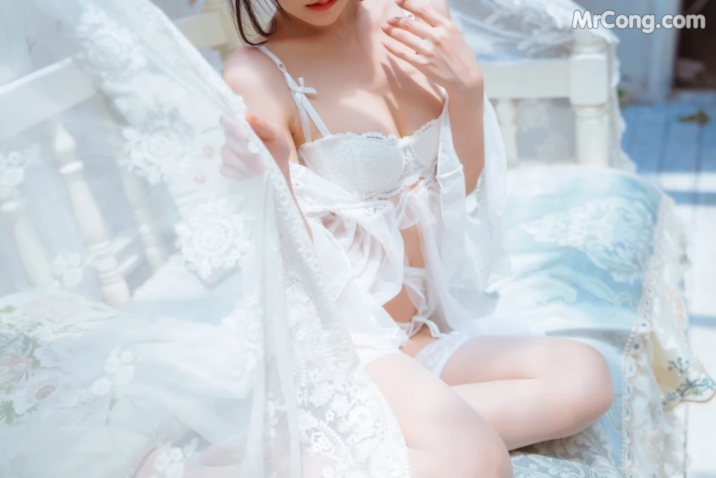 Coser@香草喵露露 No.005: 玻璃房少女 (76 photos) – Page 4