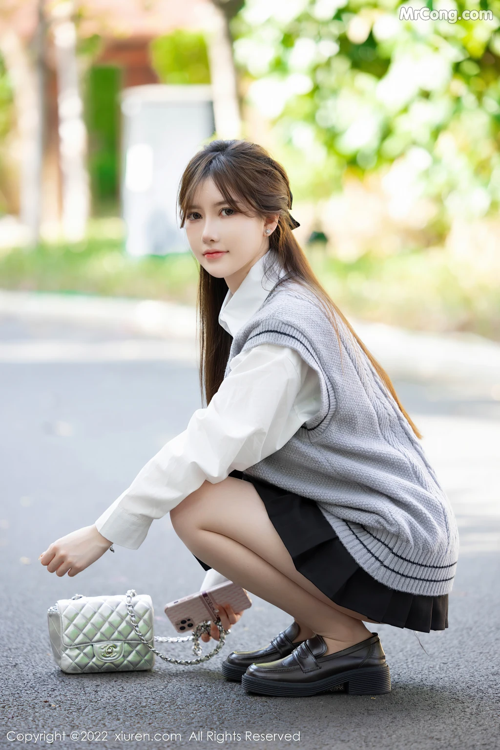 XIUREN No.4896: 美桃酱 (53 photos)