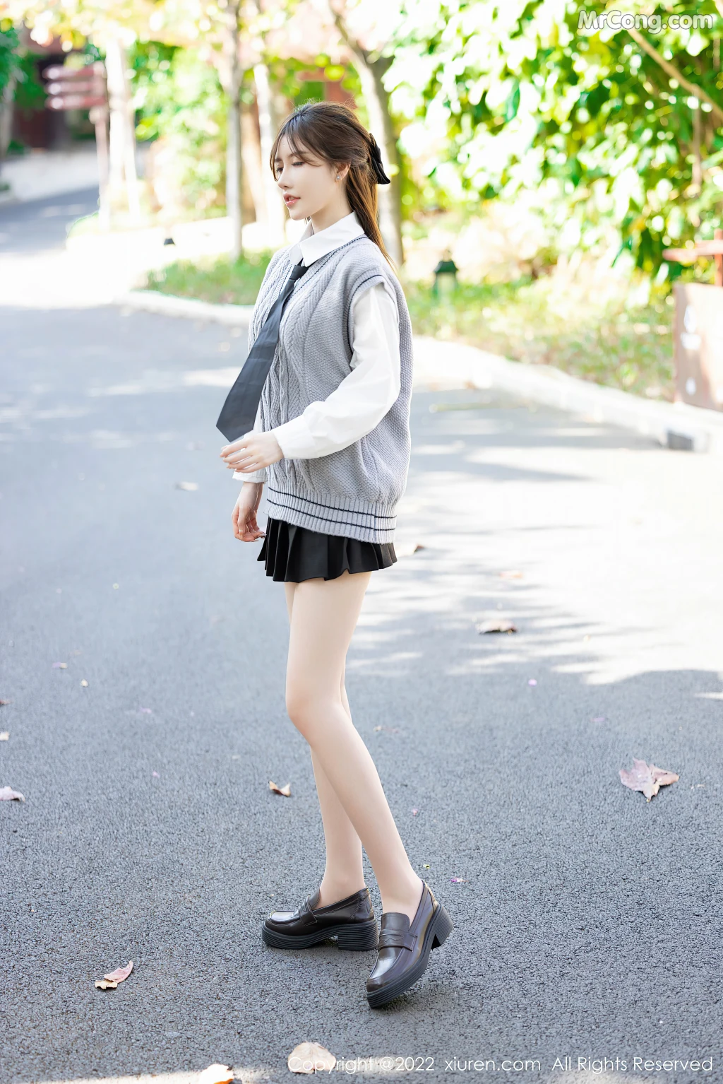 XIUREN No.4896: 美桃酱 (53 photos) – Page 2