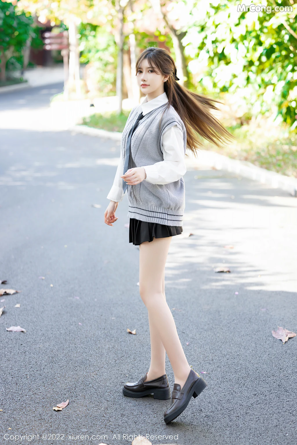 XIUREN No.4896: 美桃酱 (53 photos) – Page 2
