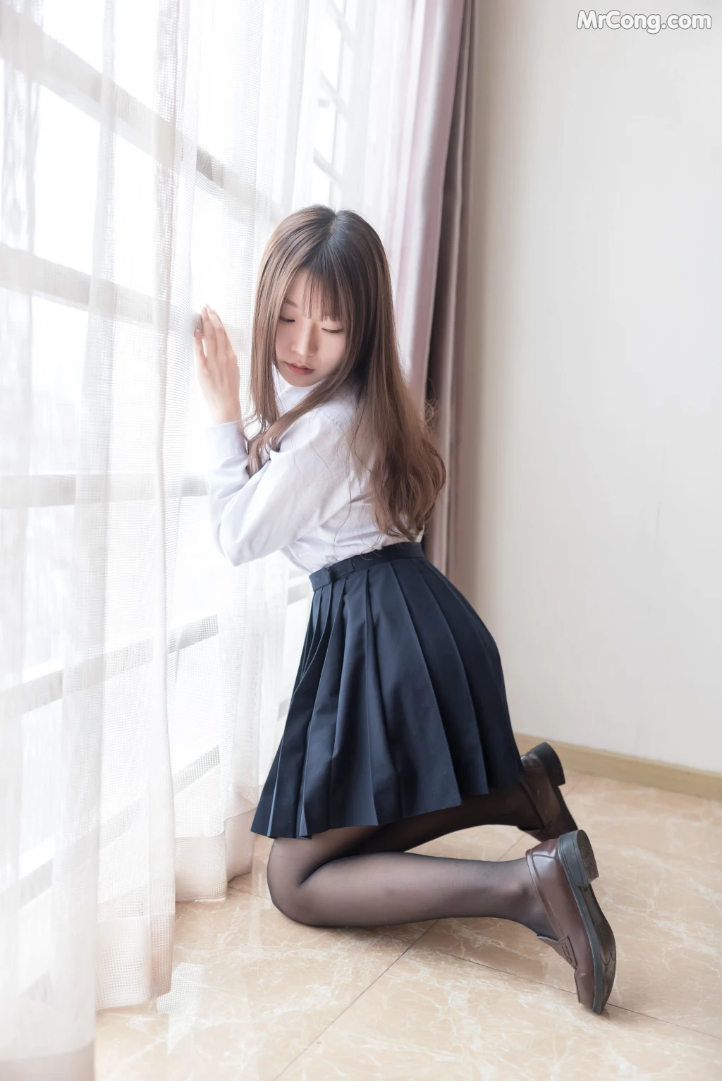 Coser@香草喵露露 No.006: 黑丝萌妹 (44 photos) – Page 4
