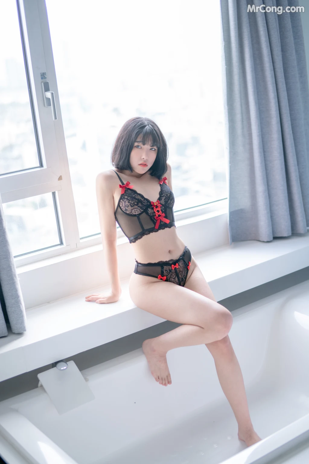 Sonson (손손): Black Rose (35 photos) – Page 2