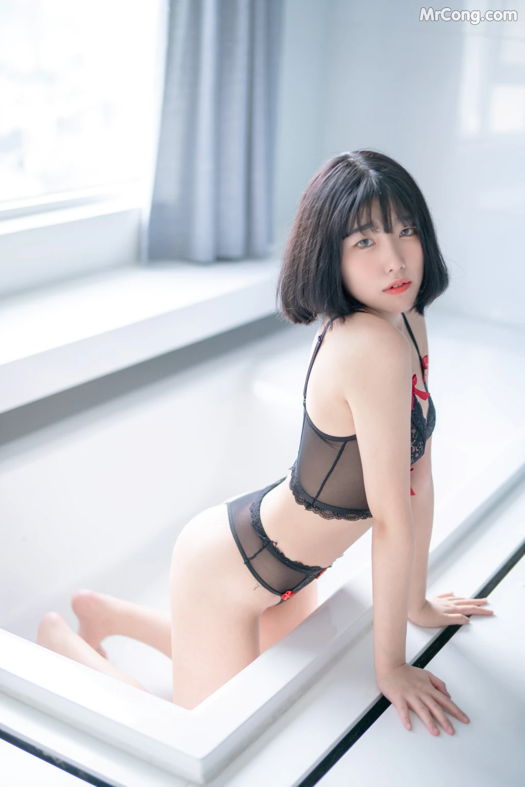 Sonson (손손): Black Rose (35 photos) – Page 3
