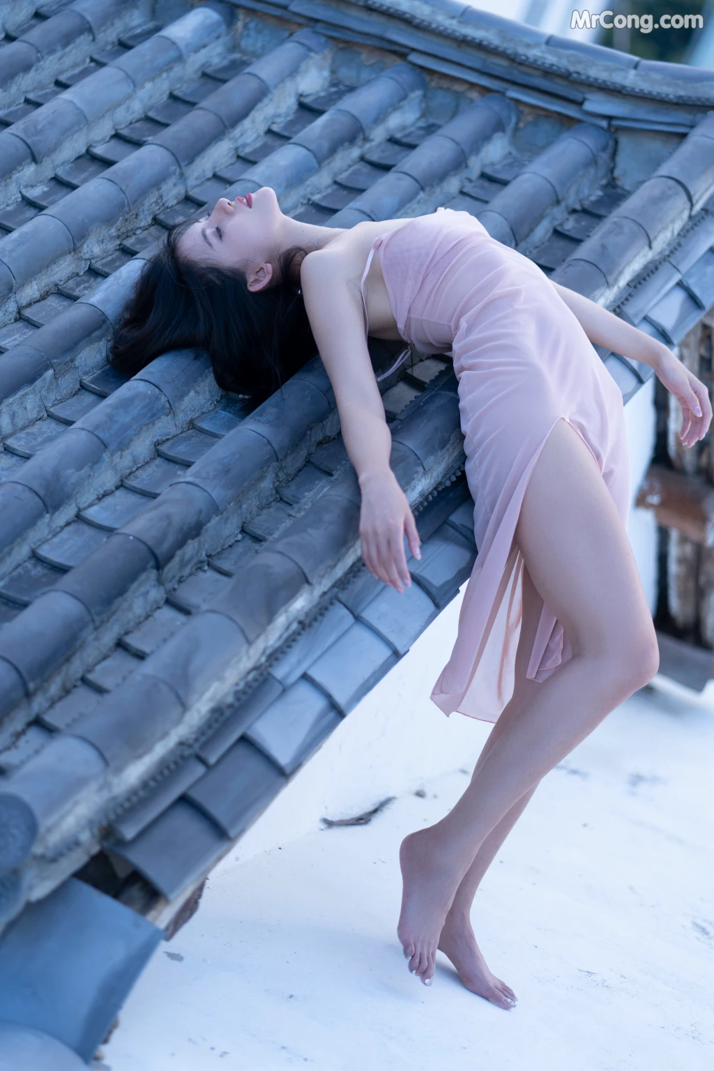 Jiu Shi A Zhu A (就是阿朱啊): The Roof (105 photos + 1 video) – Page 9