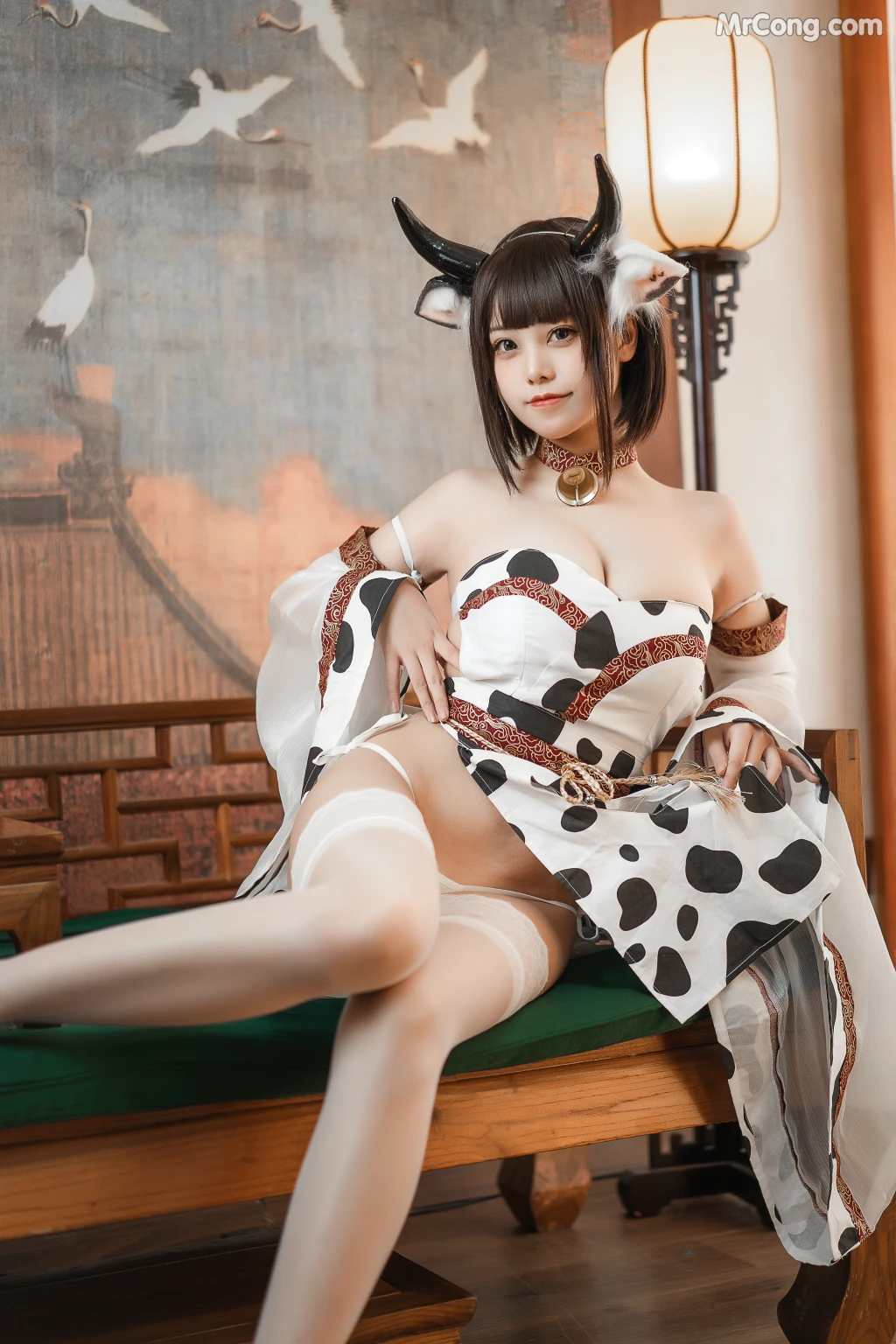 Coser@蜜汁猫裘 Vol.086: 奶牛 (50 photos)