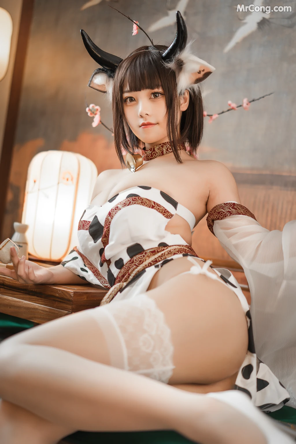Coser@蜜汁猫裘 Vol.086: 奶牛 (50 photos)