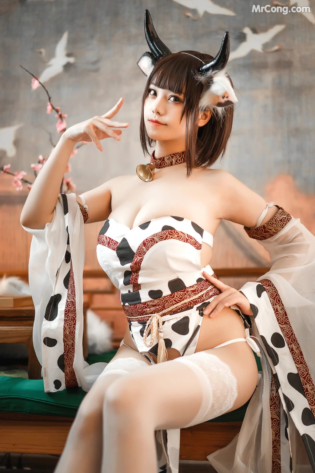 Coser@蜜汁猫裘 Vol.086: 奶牛 (50 photos) – Page 5