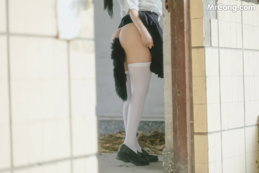 Coser@桜井宁宁 Vol.053: 废墟jk (74 photos) – Page 3