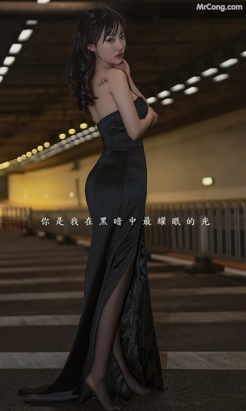UGIRLS – Ai You Wu App No.2349: 西门小玉 (35 photos)