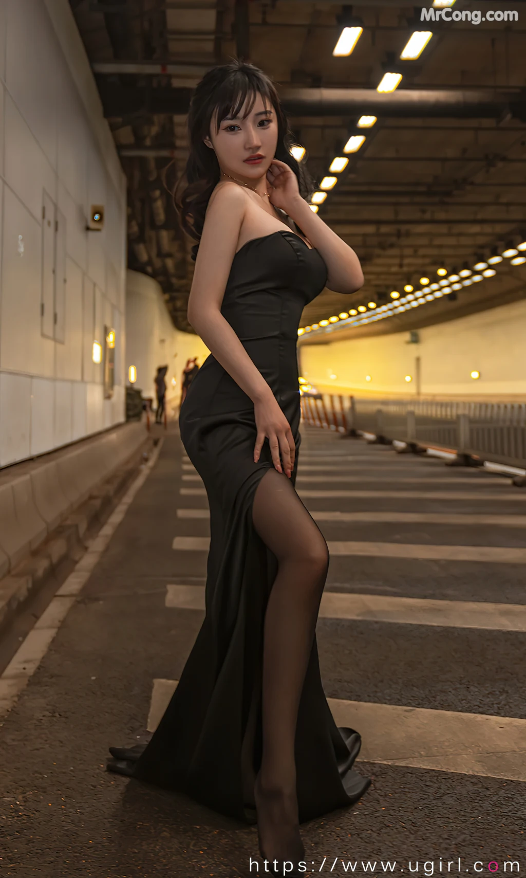 UGIRLS – Ai You Wu App No.2349: 西门小玉 (35 photos)