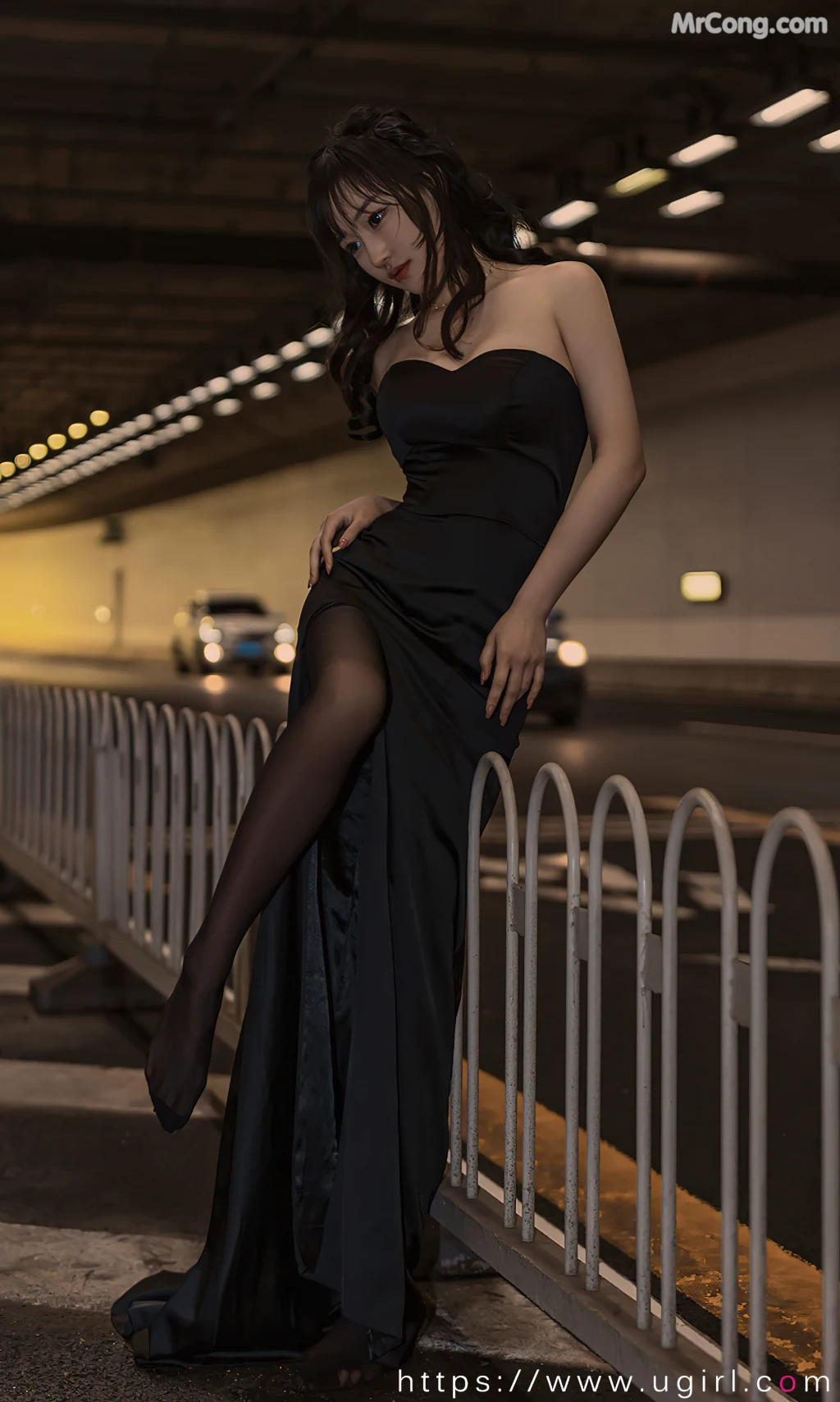 UGIRLS – Ai You Wu App No.2349: 西门小玉 (35 photos)