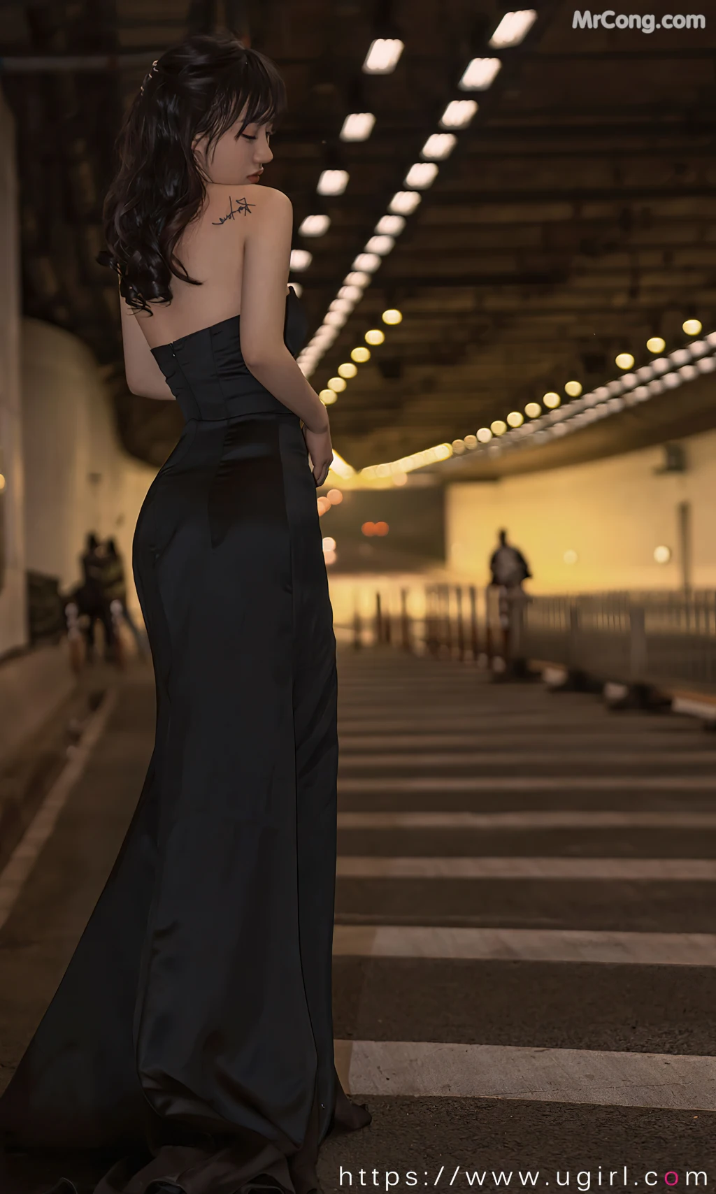 UGIRLS – Ai You Wu App No.2349: 西门小玉 (35 photos)