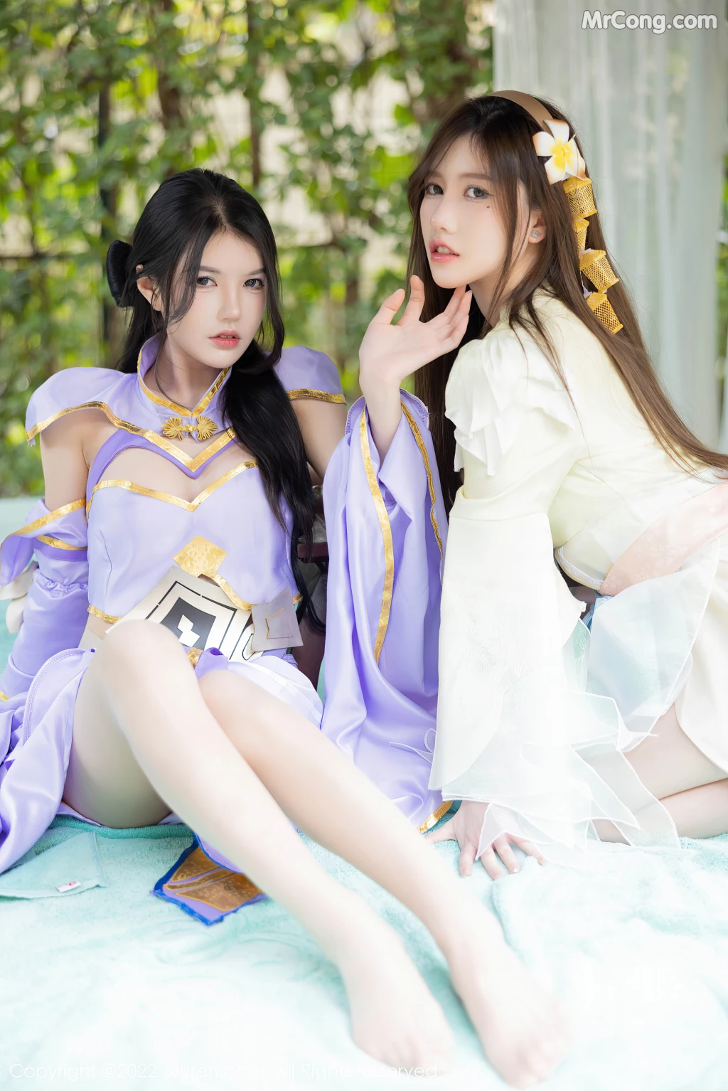 XIUREN No.4948: Ula (绮里嘉) & 美桃酱 (52 photos) – Page 2