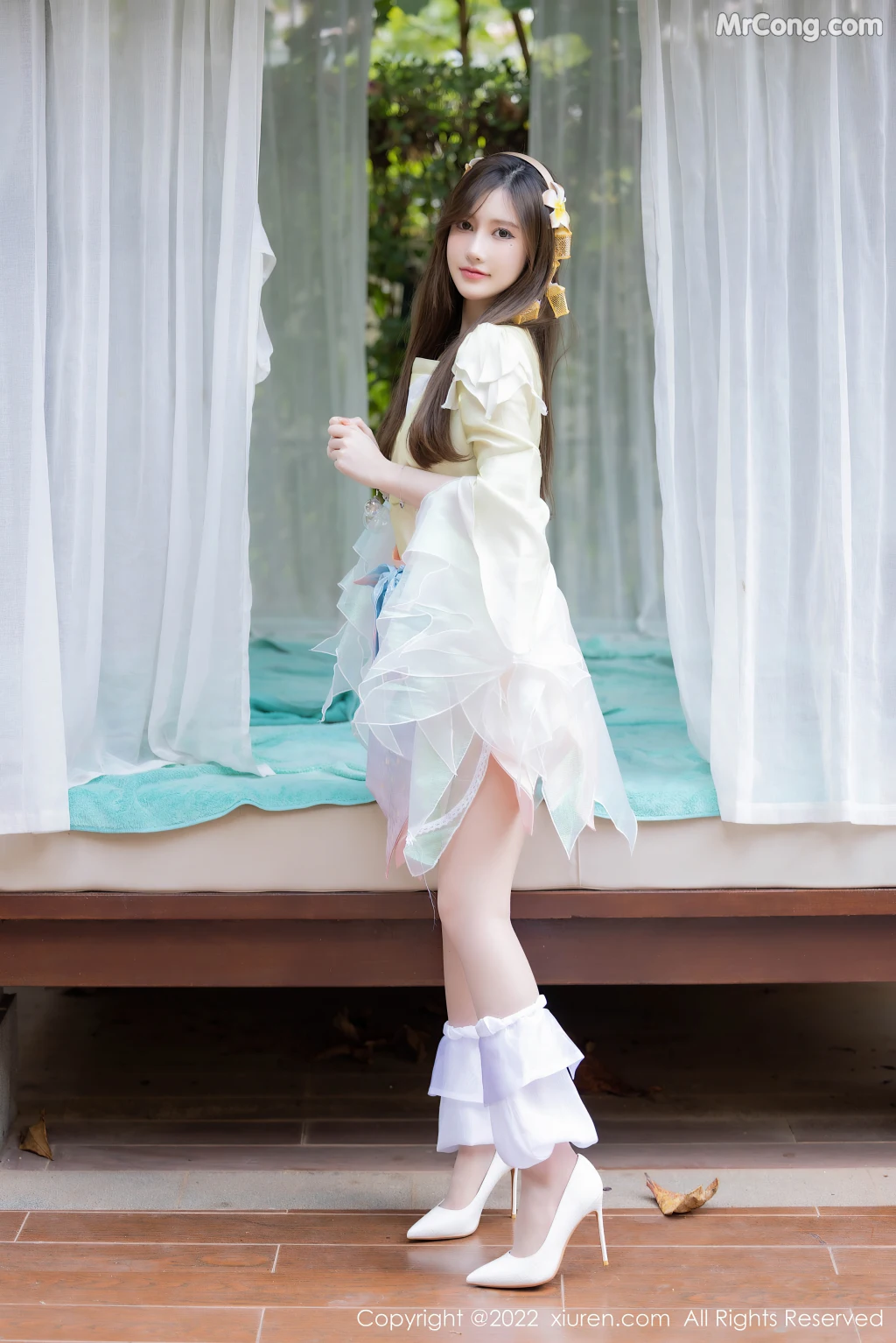 XIUREN No.4948: Ula (绮里嘉) & 美桃酱 (52 photos) – Page 4