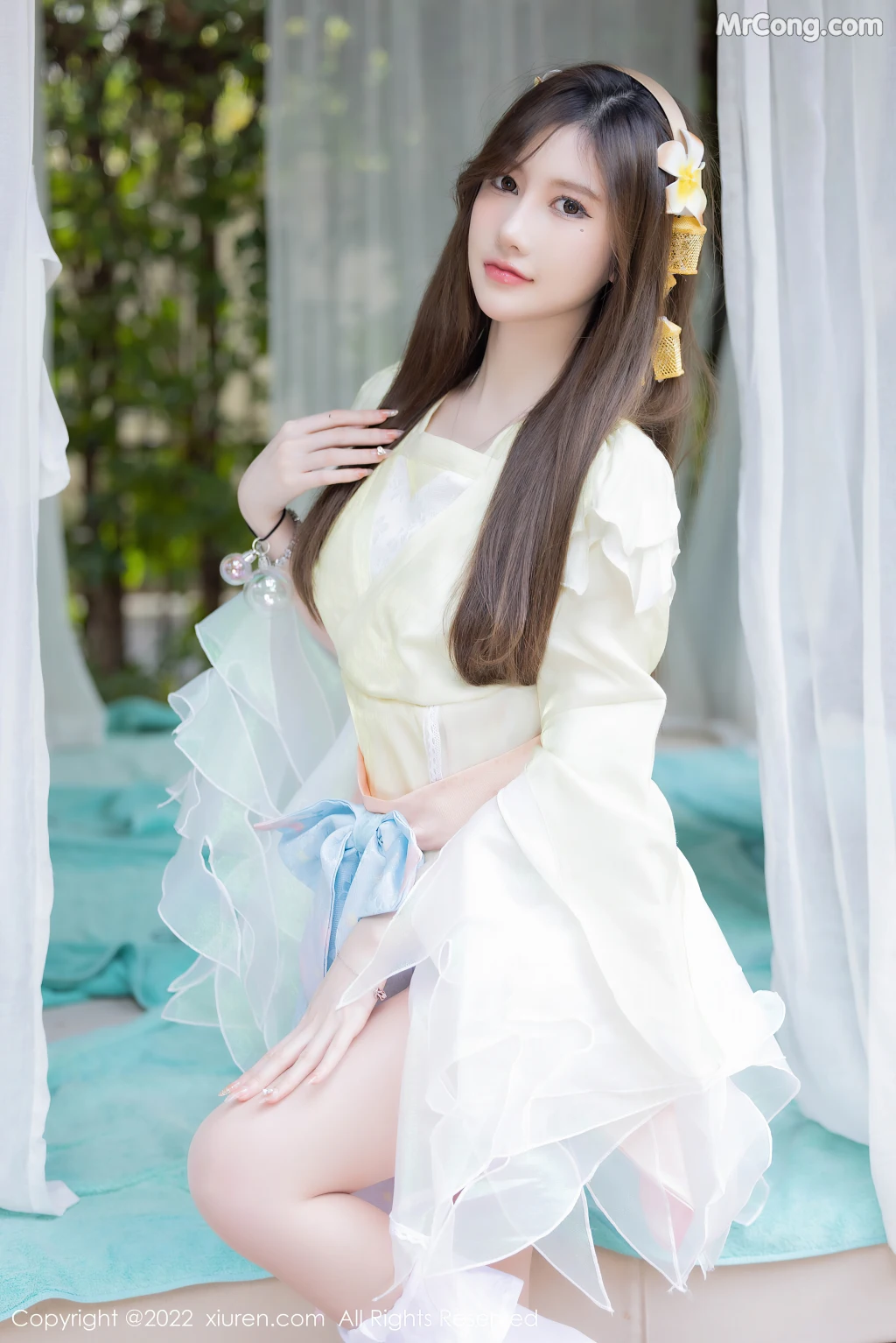 XIUREN No.4948: Ula (绮里嘉) & 美桃酱 (52 photos) – Page 4