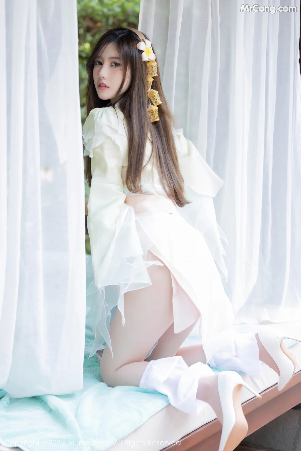 XIUREN No.4948: Ula (绮里嘉) & 美桃酱 (52 photos) – Page 5