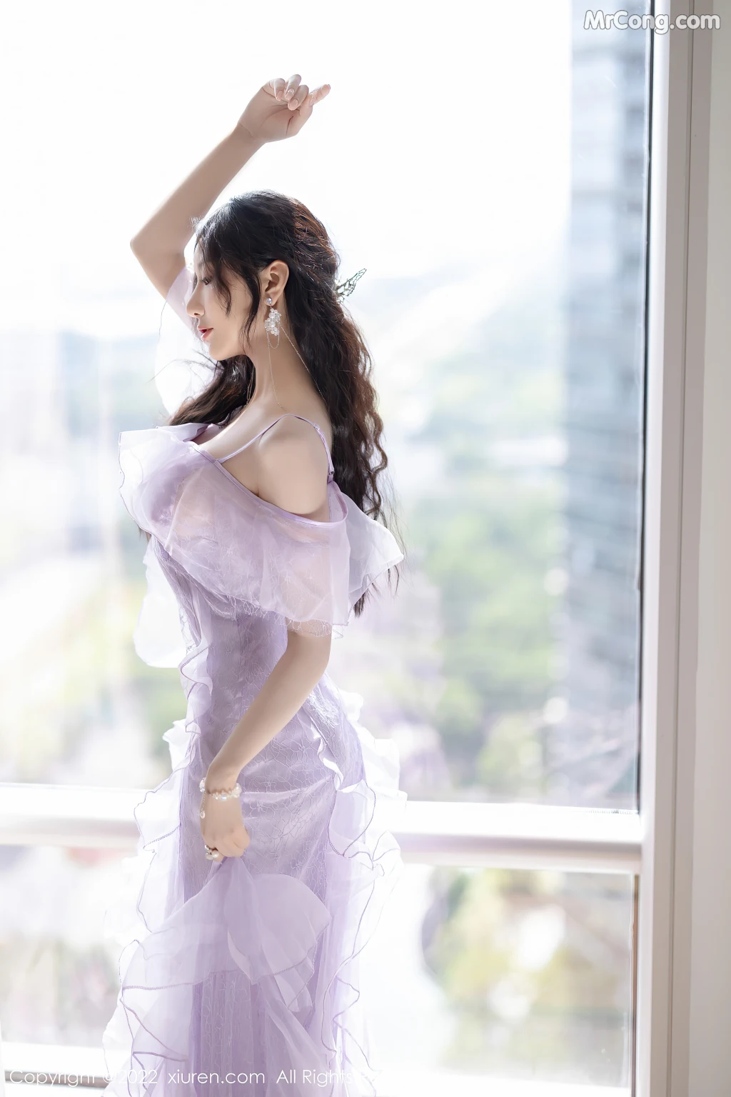 XIUREN No.4949: Yanni (王馨瑶) (102 photos)