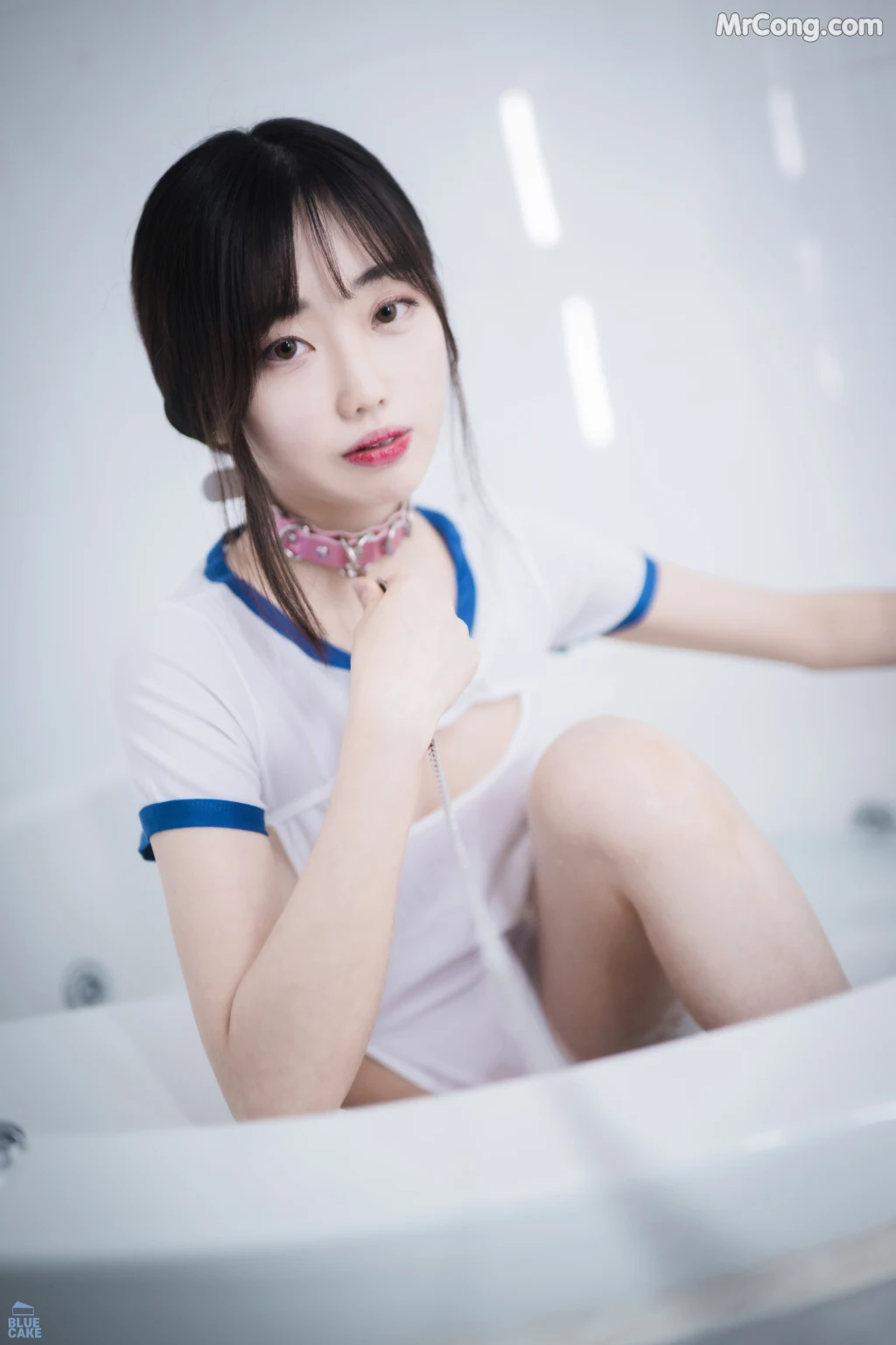 [BLUECAKE] Kim Ji-won (김지원): White One + RED.Ver (72 photos) – Page 6