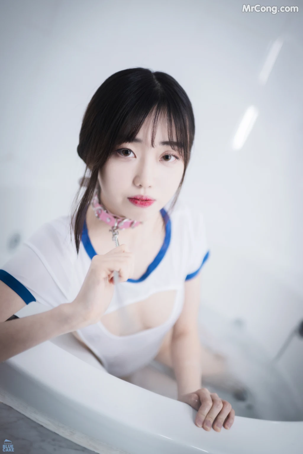 [BLUECAKE] Kim Ji-won (김지원): White One + RED.Ver (72 photos) – Page 6