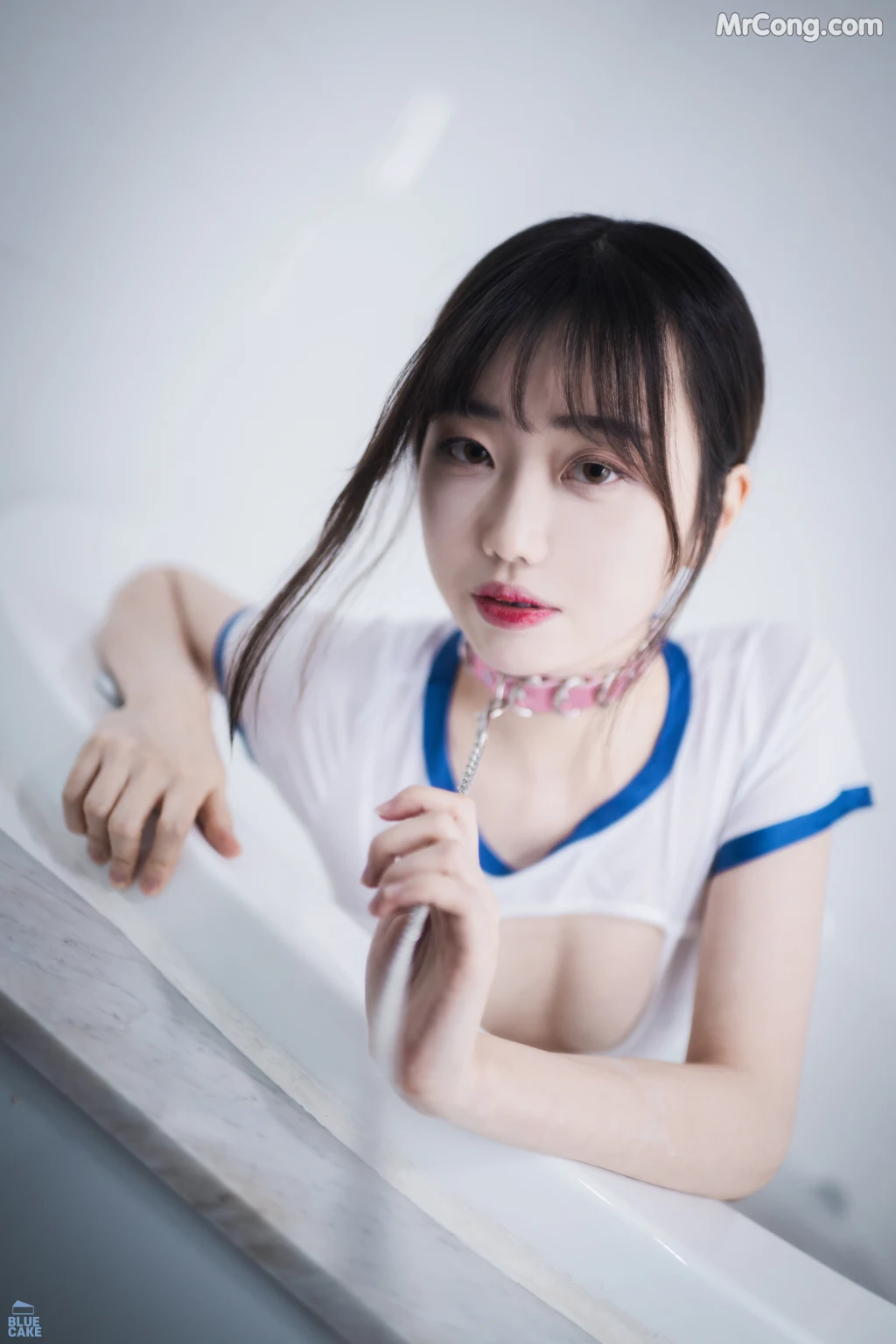 [BLUECAKE] Kim Ji-won (김지원): White One + RED.Ver (72 photos) – Page 7