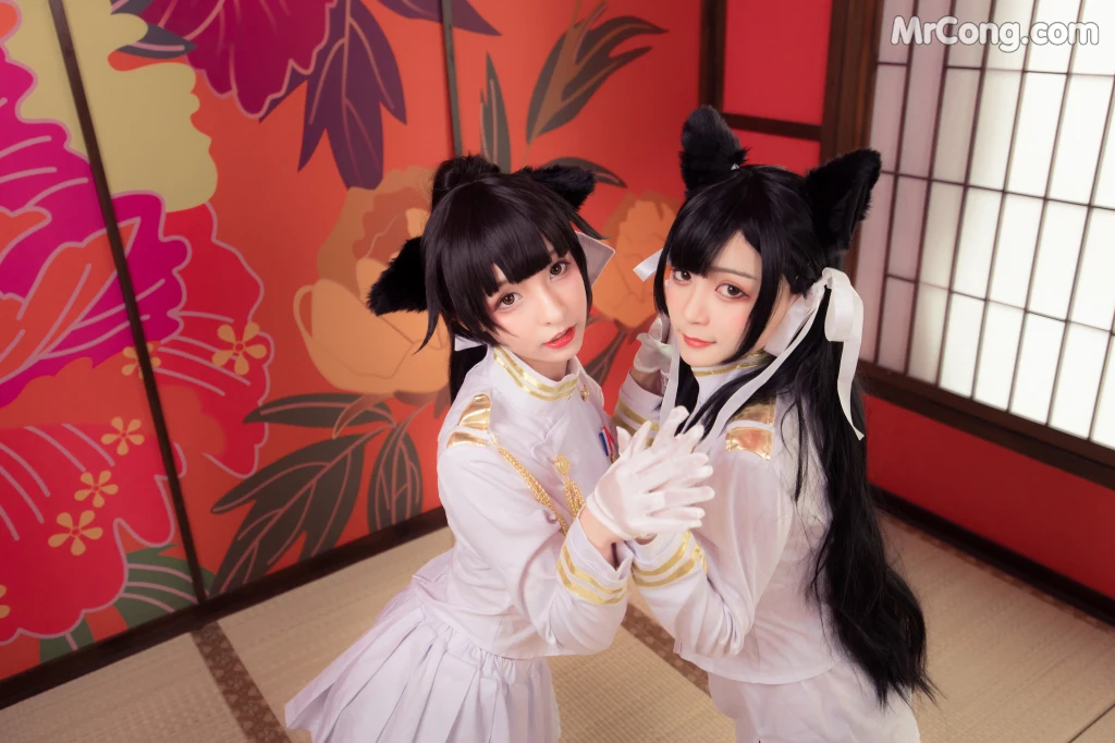 Coser@神楽坂真冬 Vol.000 指揮官は忙しいですから…！ (136 photos + 1 video)