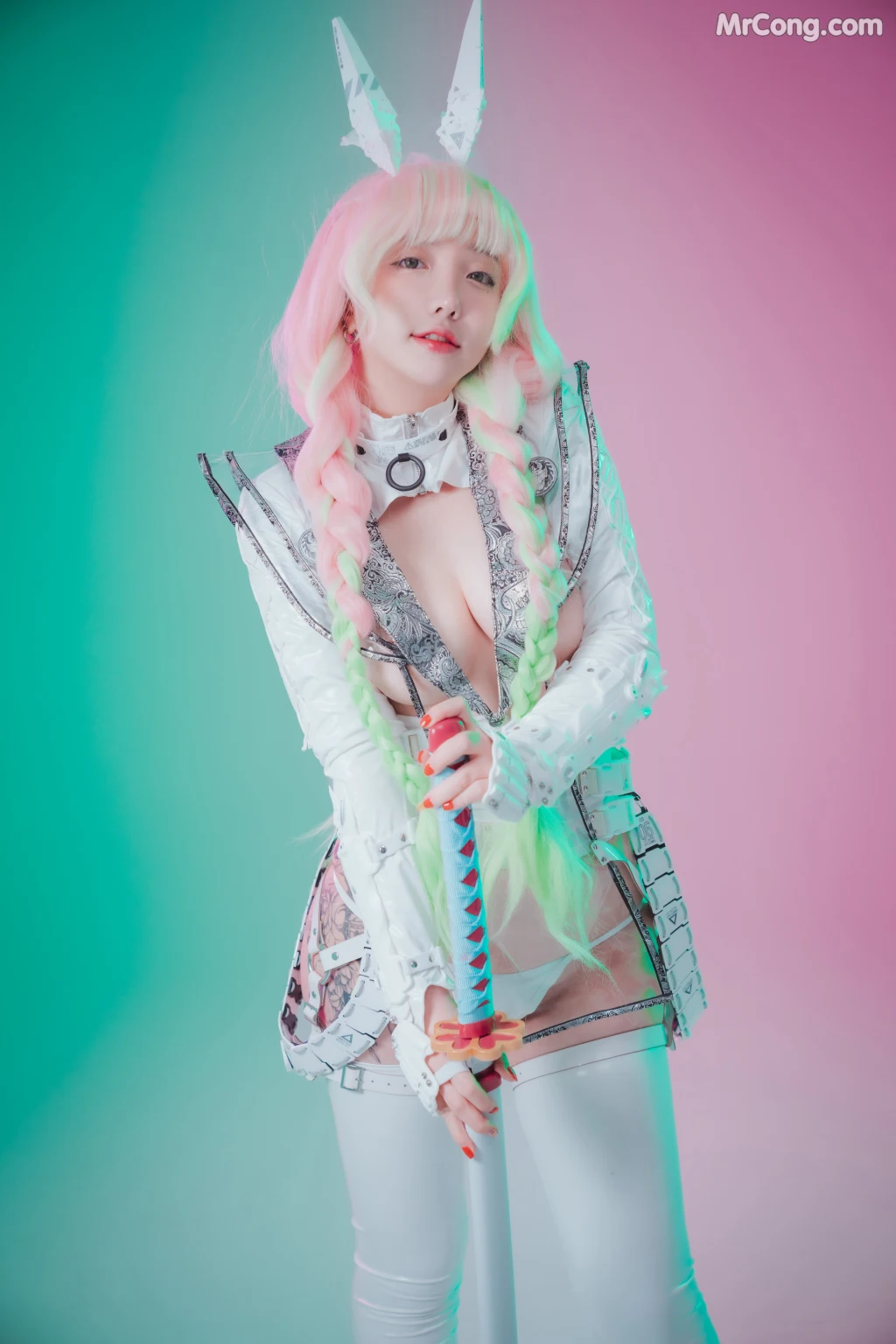 DJAWA Photo – Son Ye-Eun (손예은): “Cyber Hunter Mitsuri” (105 photos) – Page 2