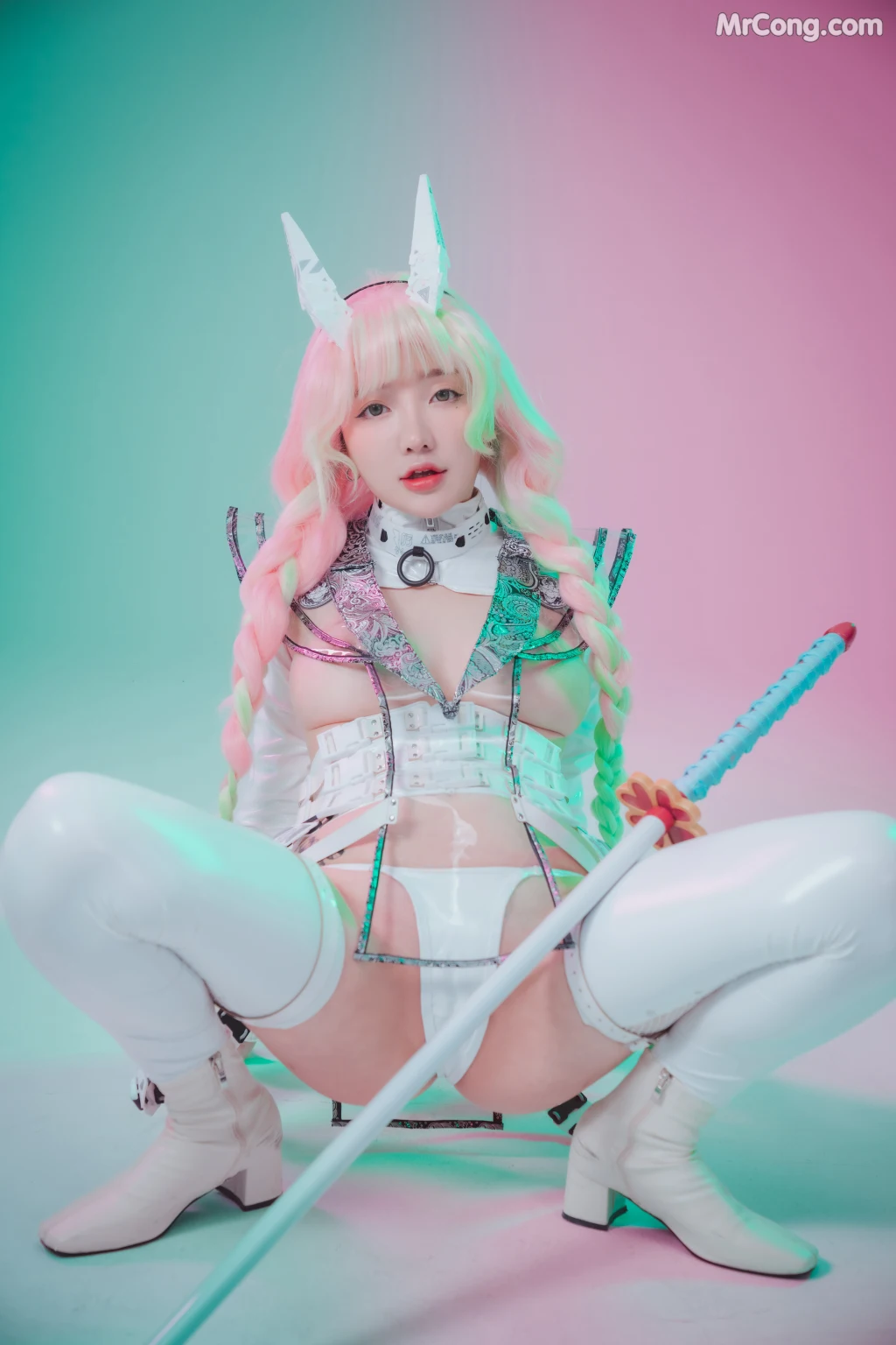 DJAWA Photo – Son Ye-Eun (손예은): “Cyber Hunter Mitsuri” (105 photos) – Page 2