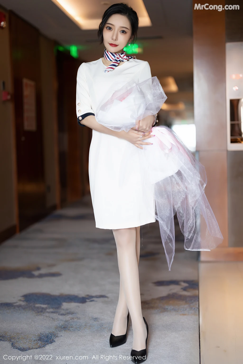 XIUREN No.4963: Yanni (王馨瑶) (72 photos)