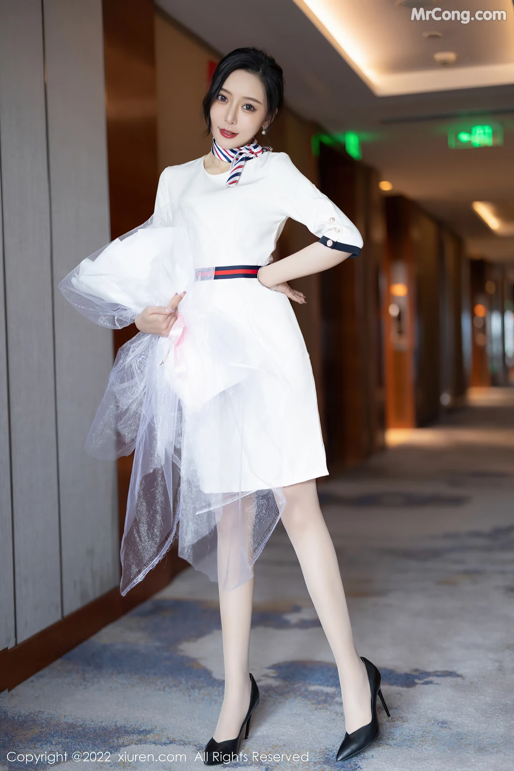XIUREN No.4963: Yanni (王馨瑶) (72 photos)