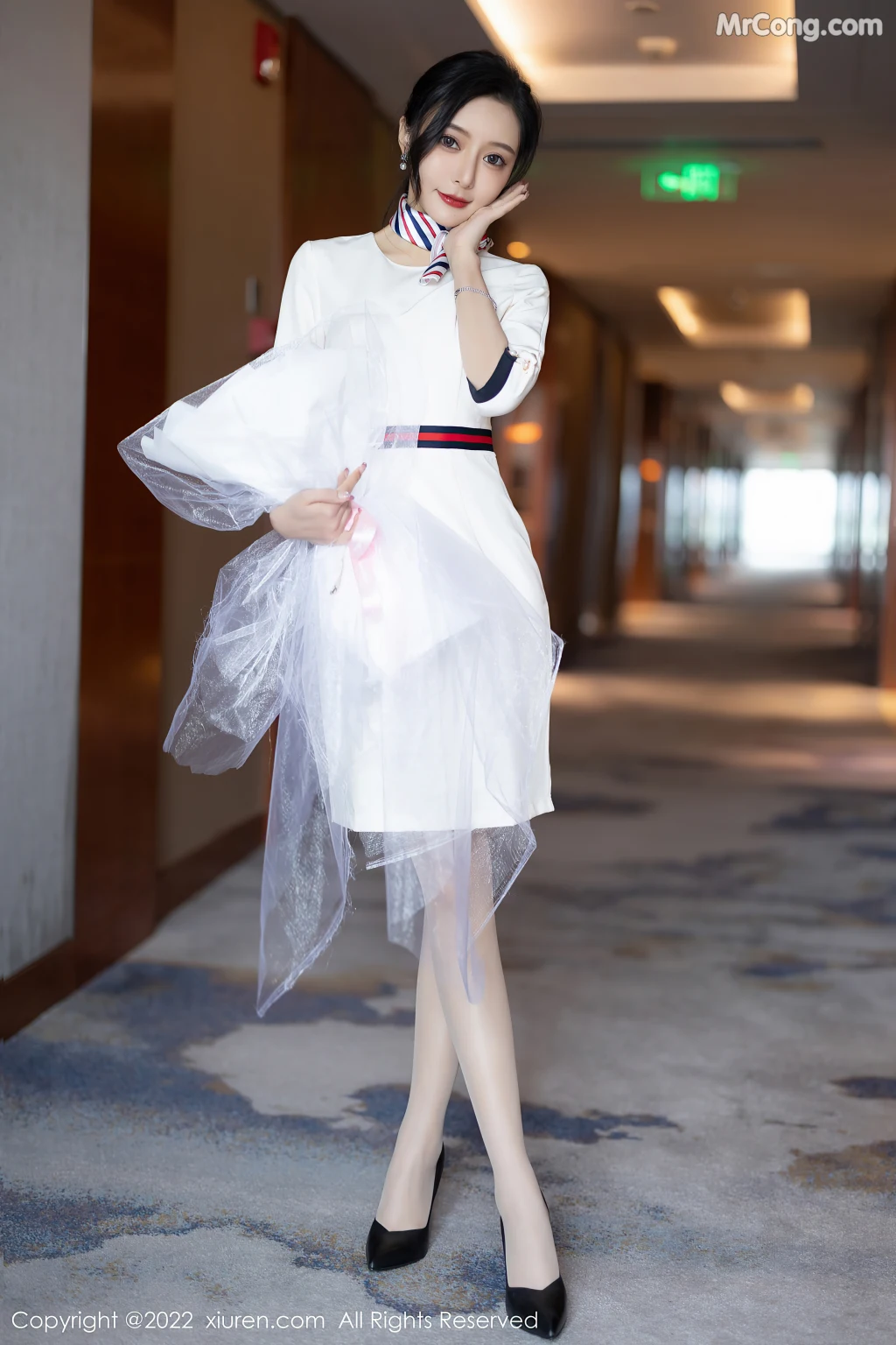 XIUREN No.4963: Yanni (王馨瑶) (72 photos)