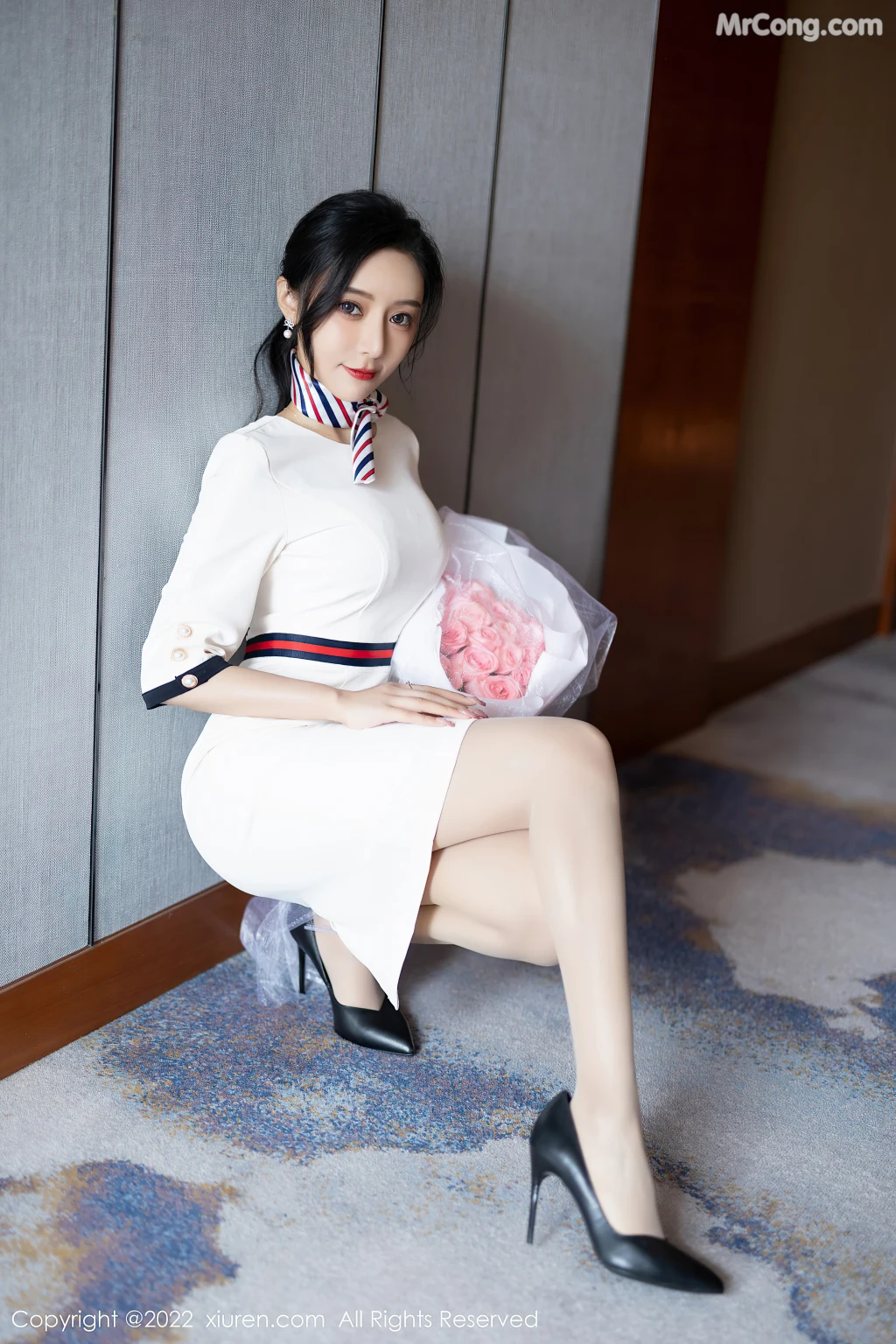 XIUREN No.4963: Yanni (王馨瑶) (72 photos)