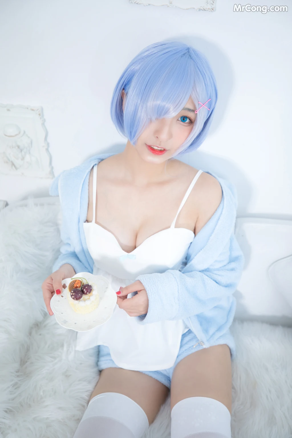 Coser@神楽坂真冬 Vol.005: 蕾姆 Milk by blue (150 photos)