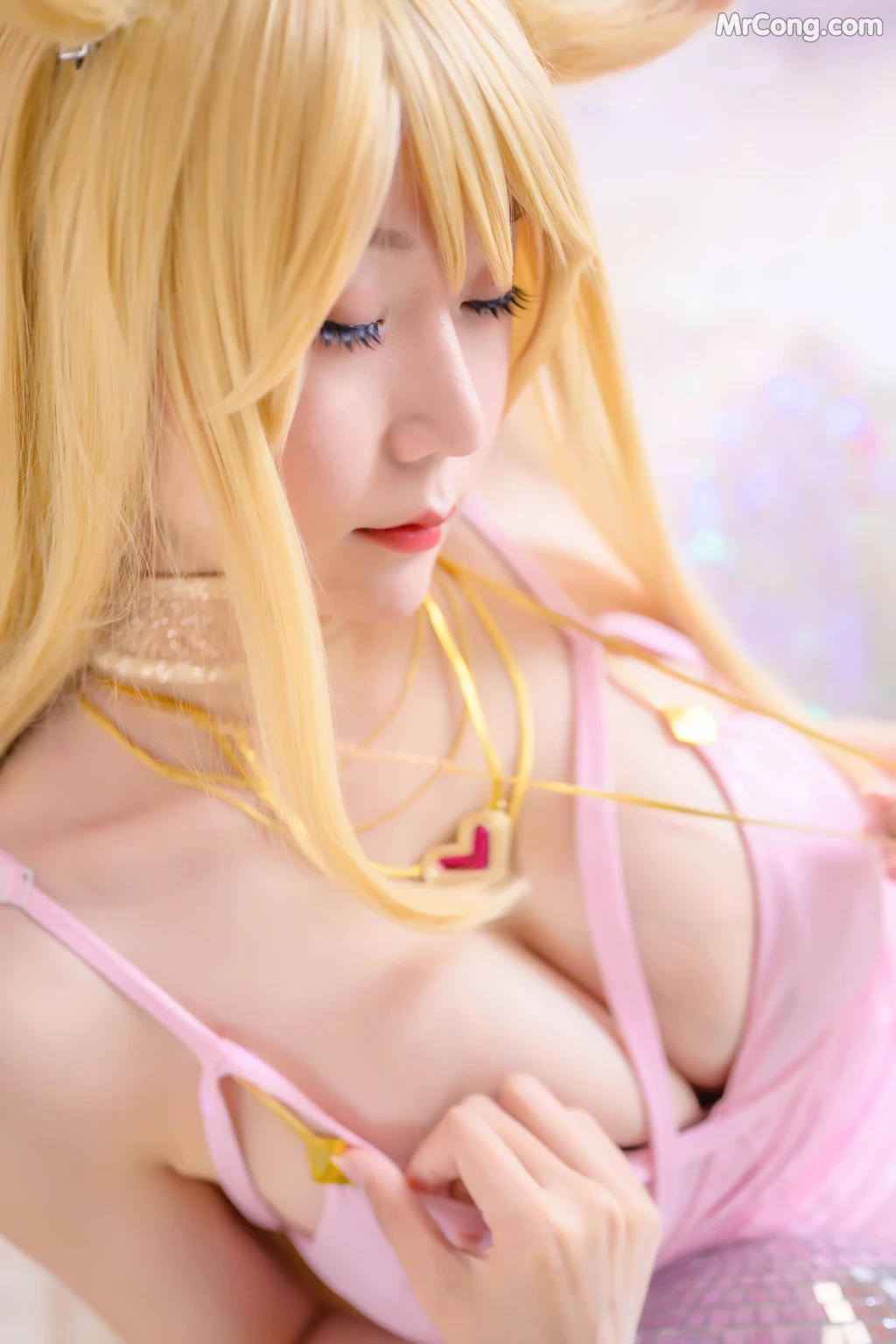 Coser@香草喵露露 No.021: 阿狸同人 (25 photos)