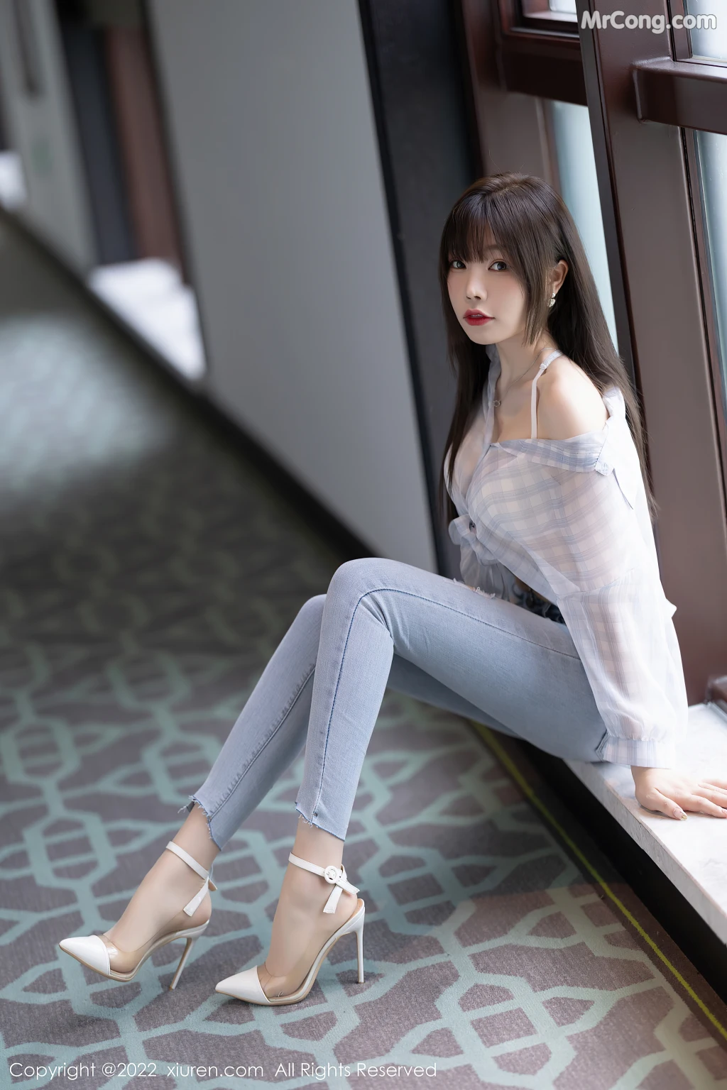 XIUREN No.4976: Booty (芝芝) (111 photos)