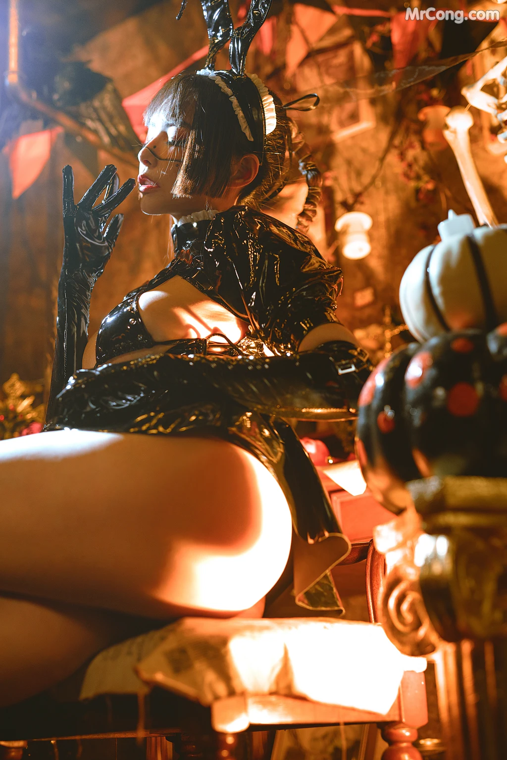 Coser@Xia Xiao Qiu Qiu Qiu (夏小秋秋秋) No.005: 万圣节狂欢 (30 photos)