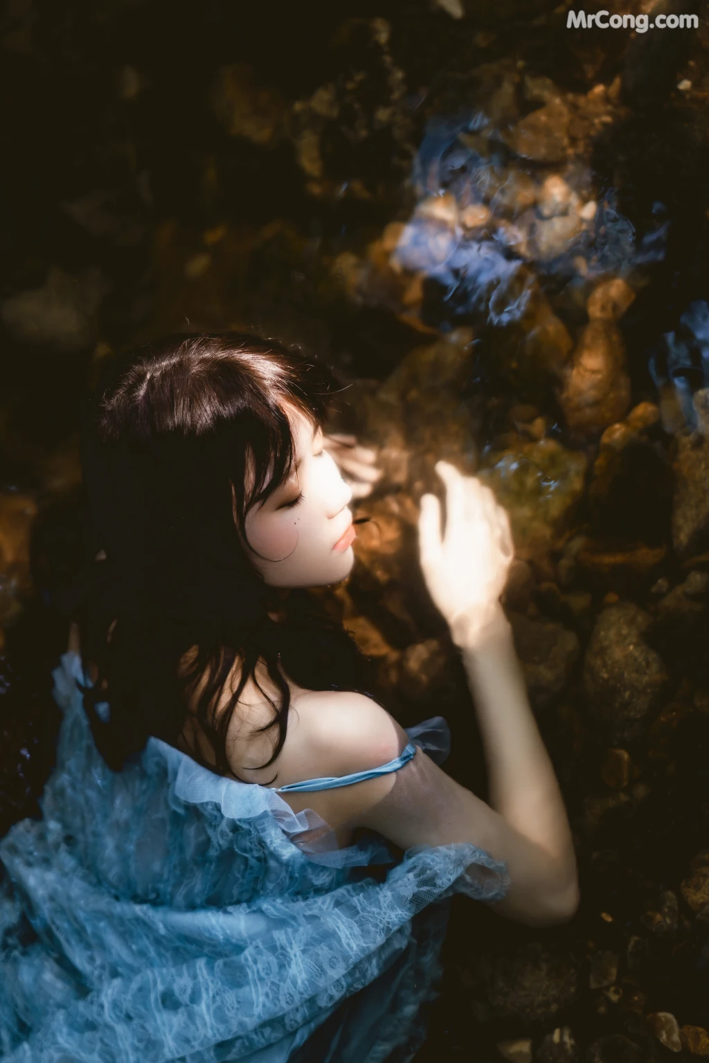 Coser@桜桃喵 Vol.129: 沉溺 (19 photos) – Page 2