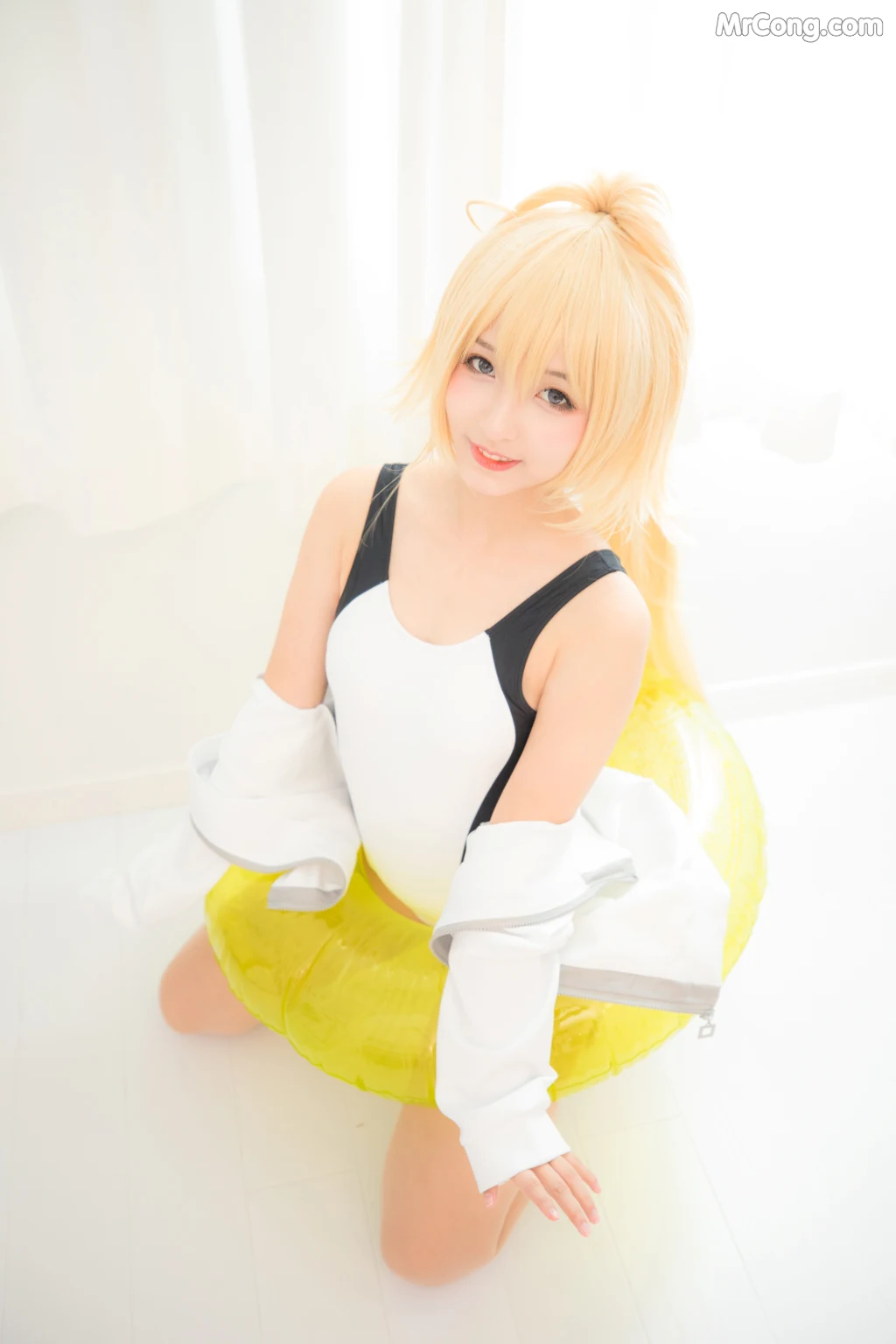 Coser@神楽坂真冬 Vol.007: 白贞德 (Fate Grand Order) (150 photos)